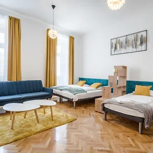  Appartamento Bpr Stylish Vagabond With Ac Ungheria